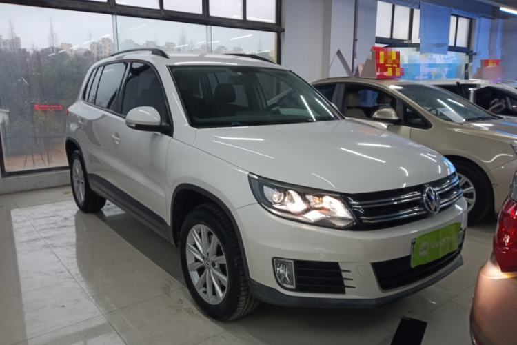 Used Volkswagen Tiguan 2015 1.8TSI Automatic Two-Wheel Drive Comfort Edition Front Right 45 Deg
