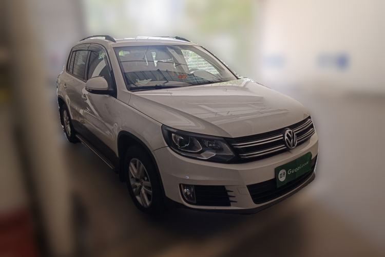 Used Volkswagen Tiguan 2015 1.8TSI Automatic Two-Wheel Drive Trend Edition Front Right 45 Deg