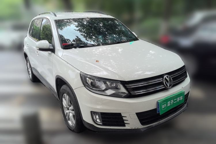 Used Volkswagen Tiguan 2015 1.8TSI Automatic Two-Wheel Drive Trend Edition Front Right 45 Deg
