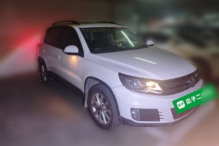 Used Volkswagen Tiguan 2015 1.8TSI Automatic Two-Wheel Drive Comfort Edition Front Right 45 Deg