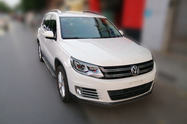 Used Volkswagen Tiguan 2015 1.8TSI Automatic Two-Wheel Drive Comfort Edition Front Right 45 Deg