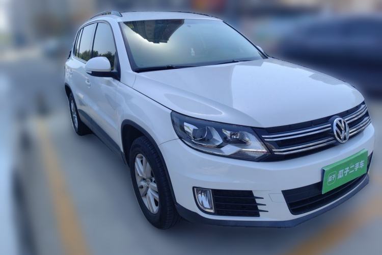 Used Volkswagen Tiguan 2015 1.8TSI Automatic Two-Wheel Drive Trend Edition Front Right 45 Deg