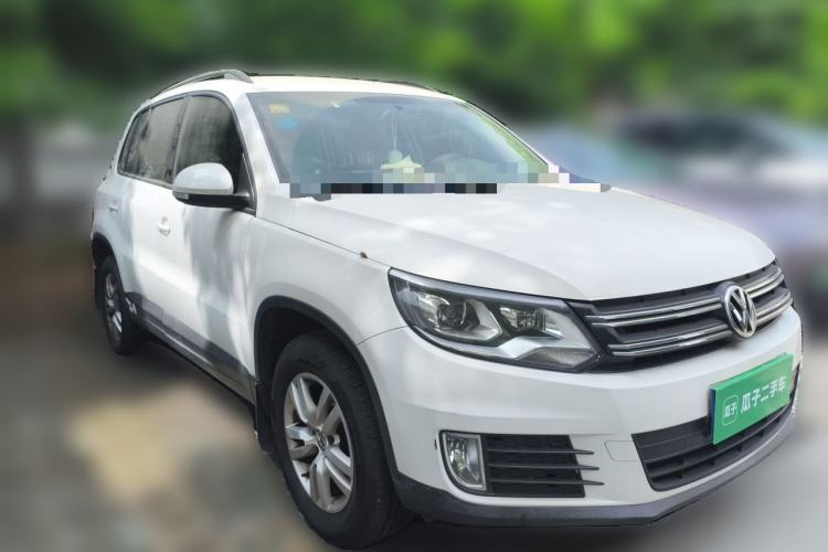 Used Volkswagen Tiguan 2015 1.8TSI Automatic Two-Wheel Drive Trend Edition Front Right 45 Deg