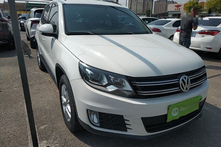 Used Volkswagen Tiguan 2015 1.8TSI Automatic Two-Wheel Drive Trend Edition Front Right 45 Deg