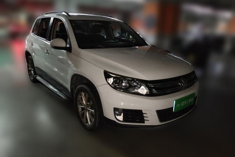Used Volkswagen Tiguan 2015 1.8TSI Automatic Two-Wheel Drive Comfort Edition Front Right 45 Deg