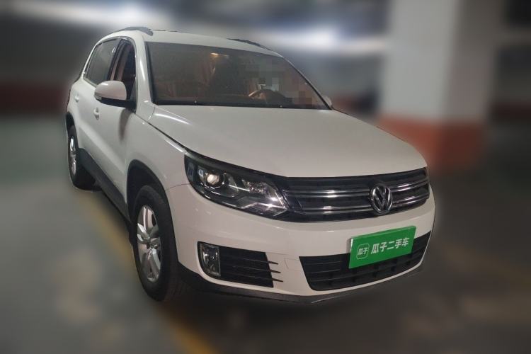 Used Volkswagen Tiguan 2015 1.8TSI Automatic Two-Wheel Drive Trend Edition Front Right 45 Deg