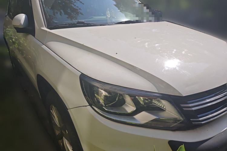 Used Volkswagen Tiguan 2015 1.8TSI Automatic Two-Wheel Drive Comfort Edition Front Right 45 Deg