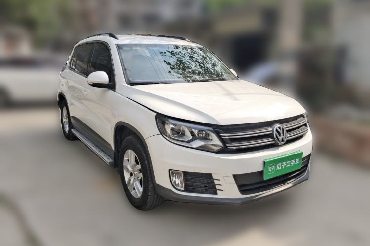 Used Volkswagen Tiguan 2015 1.8TSI Automatic Two-Wheel Drive Trend Edition Front Right 45 Deg