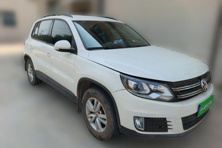 Used Volkswagen Tiguan 2015 1.8TSI Automatic Two-Wheel Drive Trend Edition Front Right 45 Deg