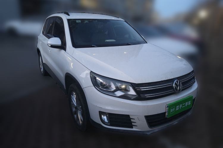 Used Volkswagen Tiguan 2015 1.8TSI Automatic Two-Wheel Drive Comfort Edition Front Right 45 Deg