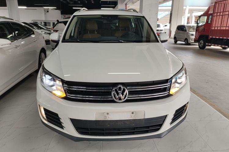 Used Volkswagen Tiguan 2015 1.8TSI Automatic All-Wheel-Drive Luxury Model Front
