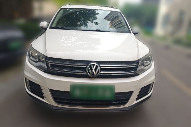 Used Volkswagen Tiguan 2015 1.8TSI Automatic All-Wheel-Drive Luxury Model Front