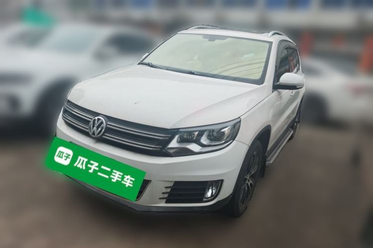 Used Volkswagen Tiguan 2015 1.8TSI Automatic Two-Wheel Drive Luxury Model Guazi used car, China used car export, Used car for sale, Used cars, Cheapest cars for sale