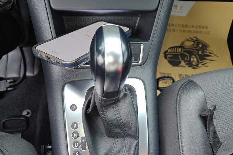 Used Volkswagen Tiguan 2015 1.8TSI Automatic Two-Wheel Drive Trend Edition Gear Lever