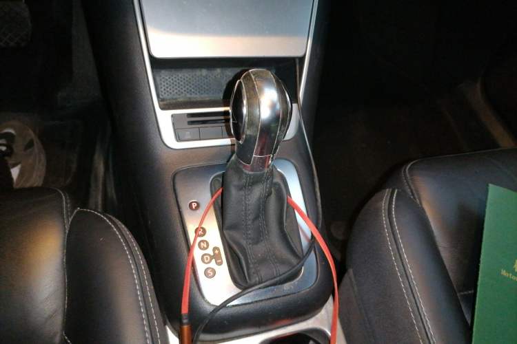 Used Volkswagen Tiguan 2015 1.8TSI Automatic Two-Wheel Drive Comfort Edition Gear Lever