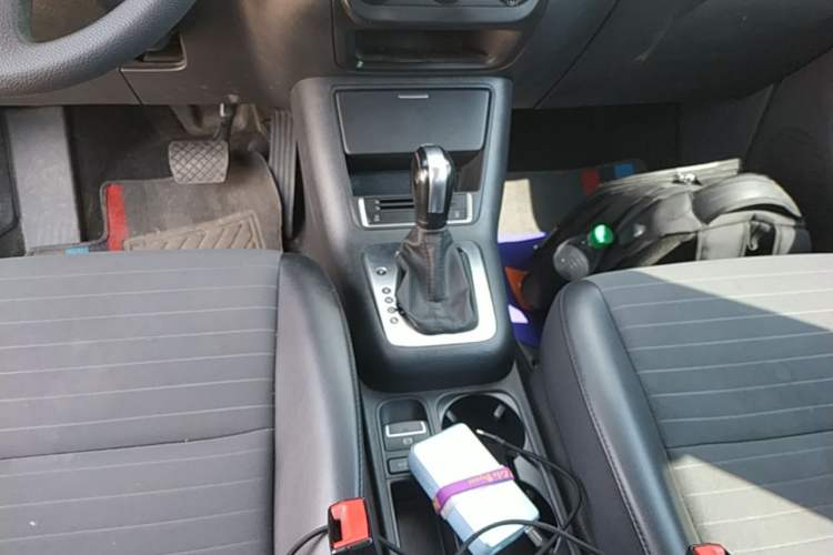 Used Volkswagen Tiguan 2015 1.8TSI Automatic Two-Wheel Drive Trend Edition Gear Lever