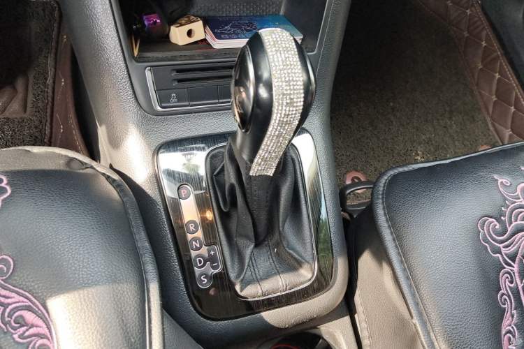 Used Volkswagen Tiguan 2015 1.8TSI Automatic Two-Wheel Drive Trend Edition Gear Lever