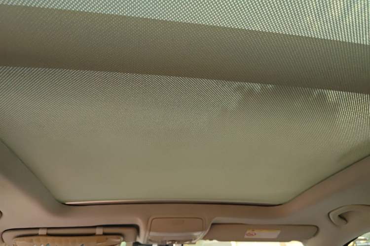 Used Volkswagen Tiguan 2015 1.8TSI Automatic Two-Wheel Drive Luxury Model Headliner