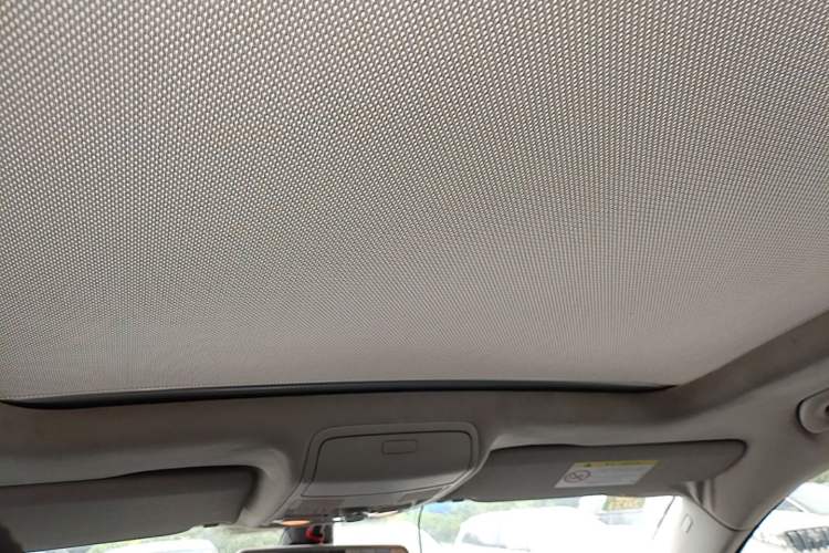 Used Volkswagen Tiguan 2015 1.8TSI Automatic Two-Wheel Drive Comfort Edition Headliner