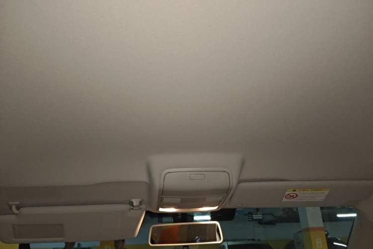 Used Volkswagen Tiguan 2015 1.8TSI Automatic Two-Wheel Drive Comfort Edition Headliner
