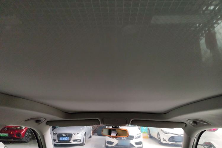Used Volkswagen Tiguan 2015 2.0 TSI Comfort Edition Headliner