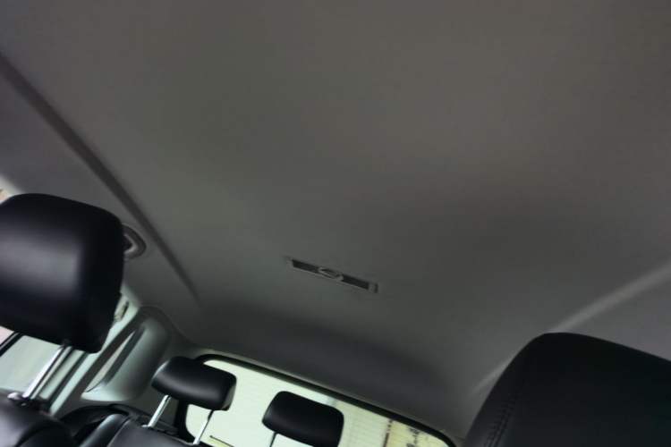 Used Volkswagen Tiguan 2015 1.8TSI Automatic Two-Wheel Drive Trend Edition Headliner
