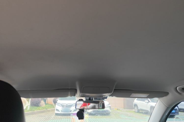 Used Volkswagen Tiguan 2015 1.8TSI Automatic Two-Wheel Drive Comfort Edition Headliner