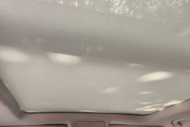 Used Volkswagen Tiguan 2015 1.8TSI Automatic Two-Wheel Drive Luxury Model Headliner