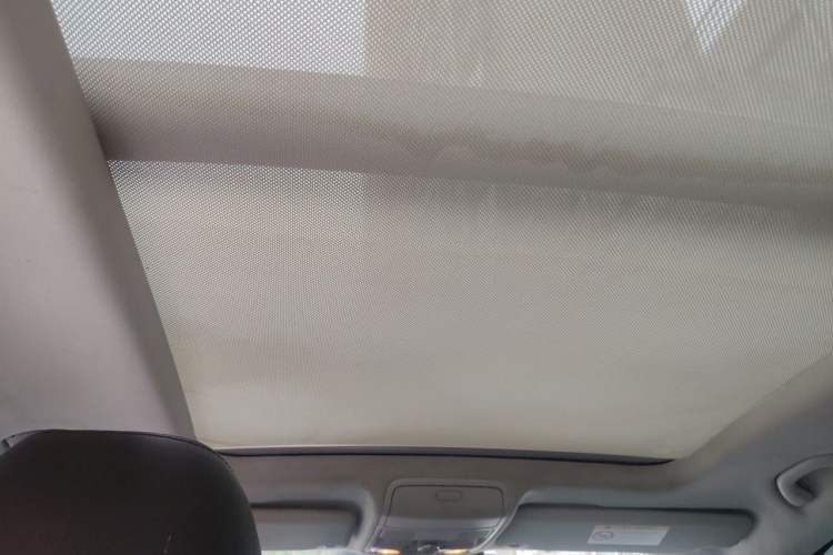 Used Volkswagen Tiguan 2015 1.8TSI Automatic Two-Wheel Drive Luxury Model Headliner