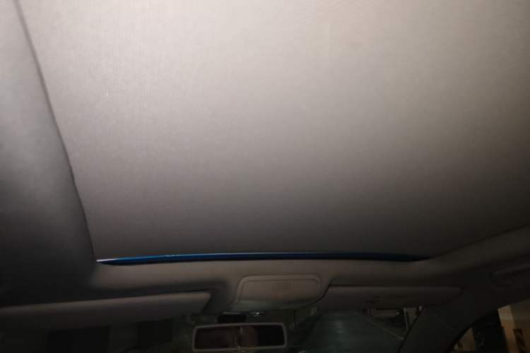 Used Volkswagen Tiguan 2015 1.8TSI Automatic Two-Wheel Drive Luxury Model Headliner