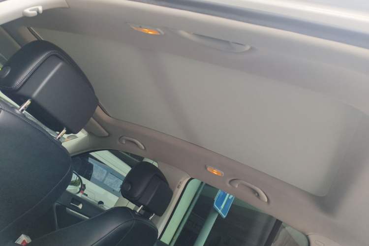 Used Volkswagen Tiguan 2015 2.0 TSI Comfort Edition Headliner