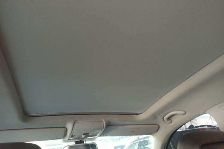 Used Volkswagen Tiguan 2015 2.0 TSI Comfort Edition Headliner