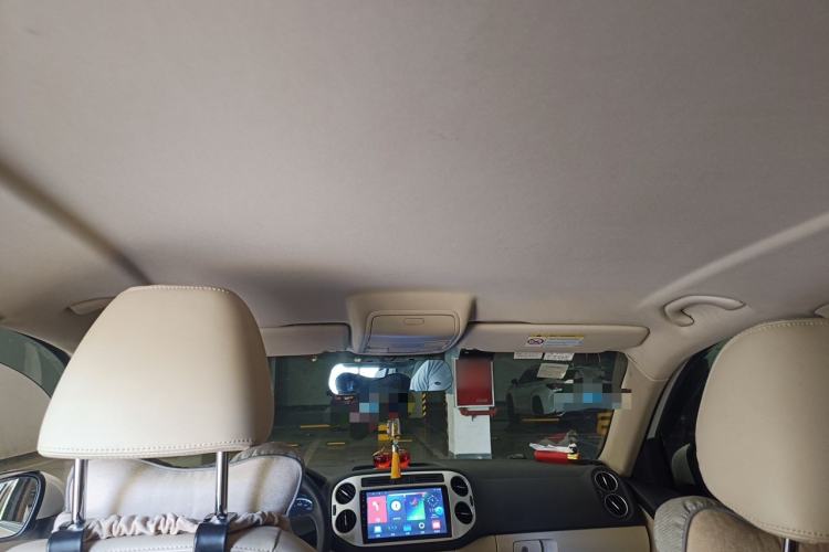 Used Volkswagen Tiguan 2015 1.8TSI Automatic Two-Wheel Drive Trend Edition Headliner
