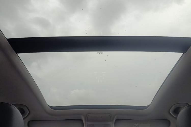 Used Volkswagen Tiguan 2015 1.8TSI Automatic Two-Wheel Drive Luxury Model Headliner