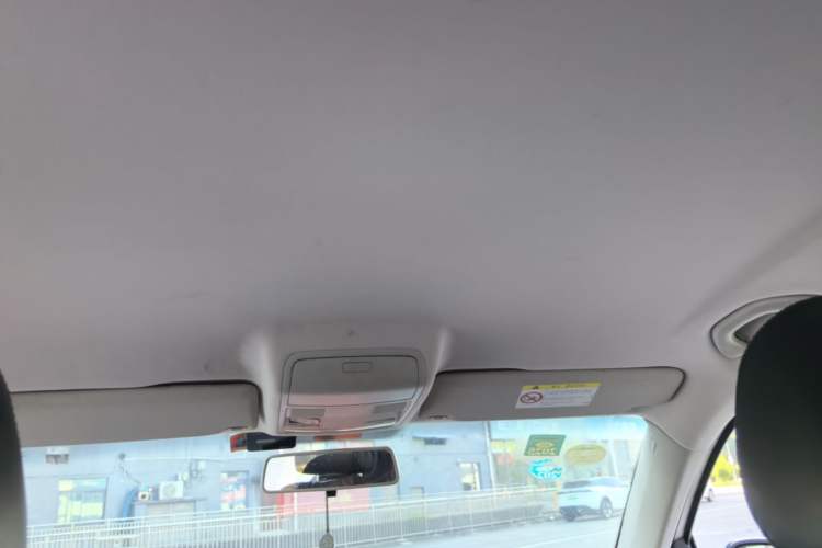 Used Volkswagen Tiguan 2015 1.8TSI Automatic Two-Wheel Drive Trend Edition Headliner