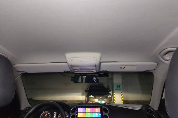 Used Volkswagen Tiguan 2015 1.8TSI Automatic Two-Wheel Drive Trend Edition Headliner