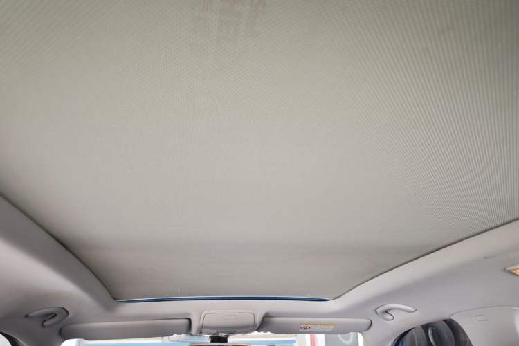 Used Volkswagen Tiguan 2015 1.8TSI Automatic Two-Wheel Drive Luxury Model Headliner