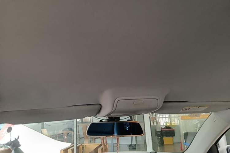 Used Volkswagen Tiguan 2015 1.8TSI Automatic Two-Wheel Drive Comfort Edition Headliner