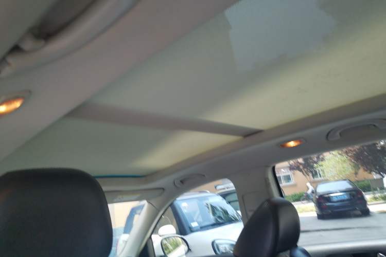 Used Volkswagen Tiguan 2015 1.8TSI Automatic Two-Wheel Drive Luxury Model Headliner
