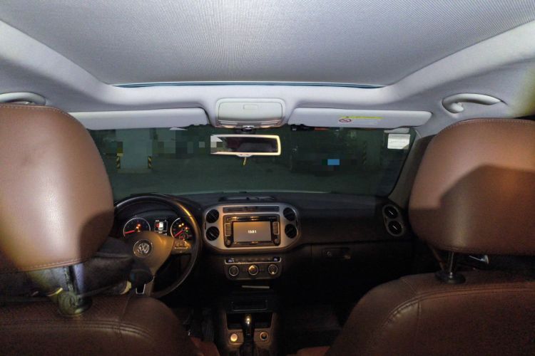 Used Volkswagen Tiguan 2015 1.8TSI Automatic Two-Wheel Drive Luxury Model Headliner