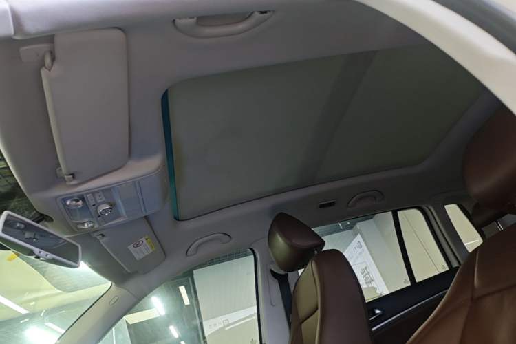 Used Volkswagen Tiguan 2015 1.8TSI Automatic Two-Wheel Drive Luxury Model Headliner