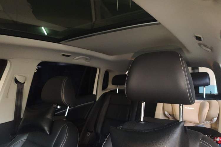 Used Volkswagen Tiguan 2015 1.8TSI Automatic Two-Wheel Drive Luxury Model Headliner