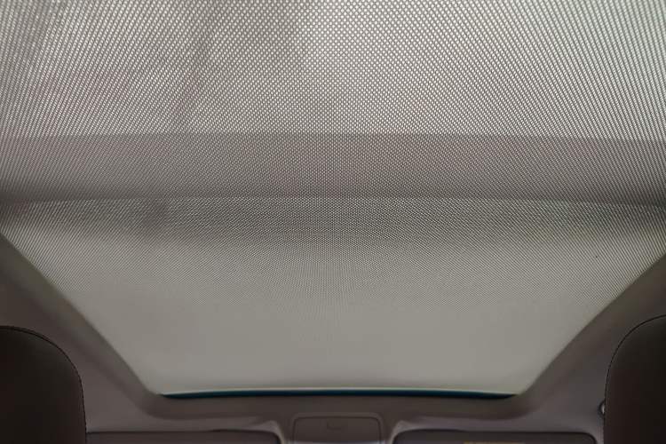 Used Volkswagen Tiguan 2015 2.0 TSI Automatic All-Wheel Drive Luxury Edition Headliner