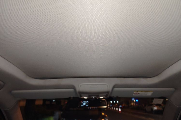 Used Volkswagen Tiguan 2015 1.8TSI Automatic Two-Wheel Drive Luxury Model Headliner