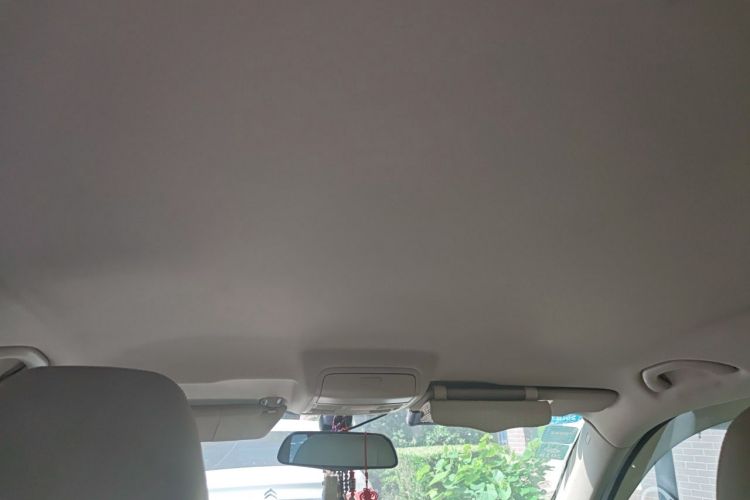 Used Volkswagen Tiguan 2015 1.8TSI Automatic Two-Wheel Drive Comfort Edition Headliner