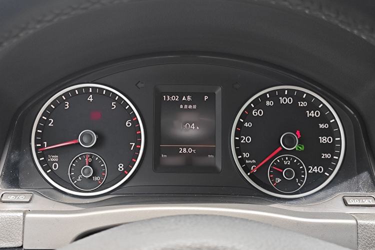 Used Volkswagen Tiguan 2015 1.8TSI Automatic Two-Wheel Drive Luxury Model Instrument Cluster