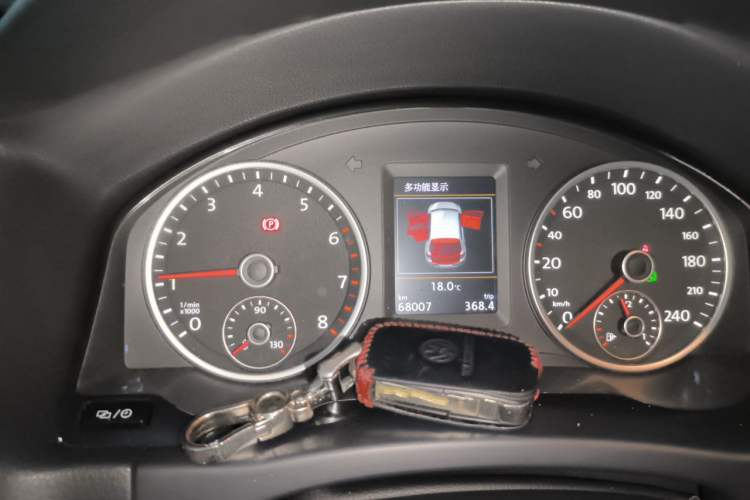 Used Volkswagen Tiguan 2015 2.0 TSI Automatic All-Wheel Drive Flagship Edition Instrument Cluster