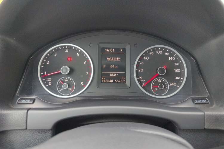 Used Volkswagen Tiguan 2015 1.8TSI Automatic Two-Wheel Drive Comfort Edition Instrument Cluster