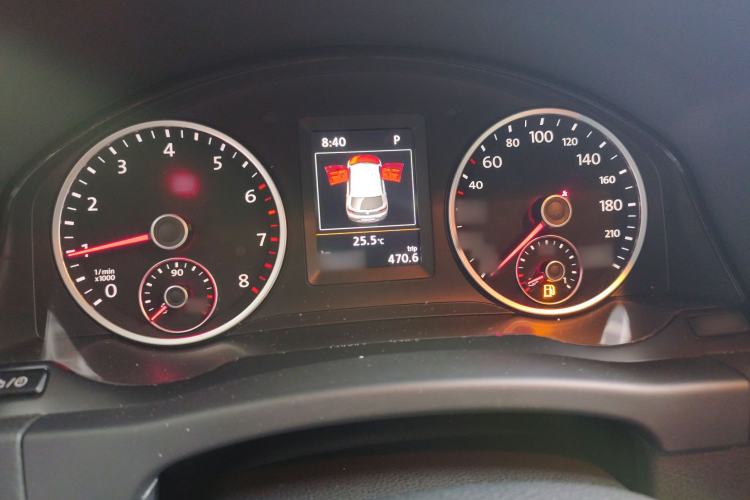 Used Volkswagen Tiguan 2015 2.0 TSI Comfort Edition Instrument Cluster