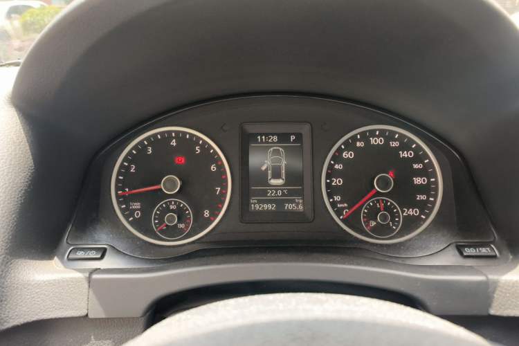 Used Volkswagen Tiguan 2015 1.8TSI Automatic Two-Wheel Drive Trend Edition Instrument Cluster